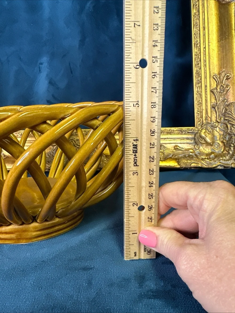 Eucalyptus Stoneware Oval Bread Basket 11